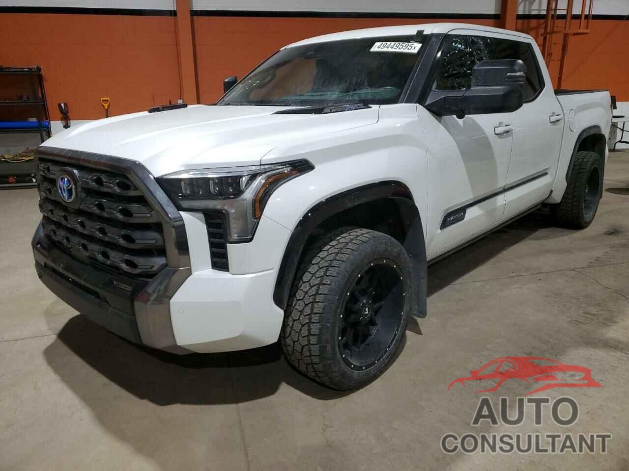 TOYOTA TUNDRA 2023 - 5TFNC5DB9PX032176