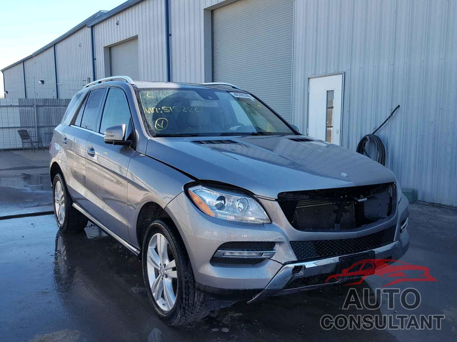 MERCEDES-BENZ ML 350 4MATIC 2015 - 4JGDA5HB1FA515220