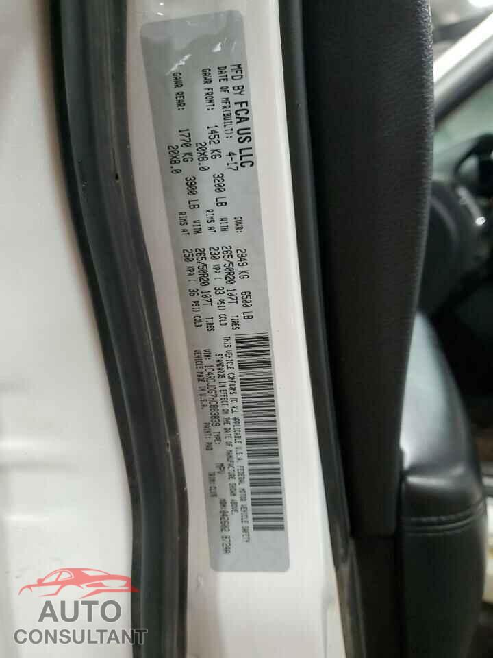 DODGE DURANGO 2017 - 1C4RDJDG7HC883839