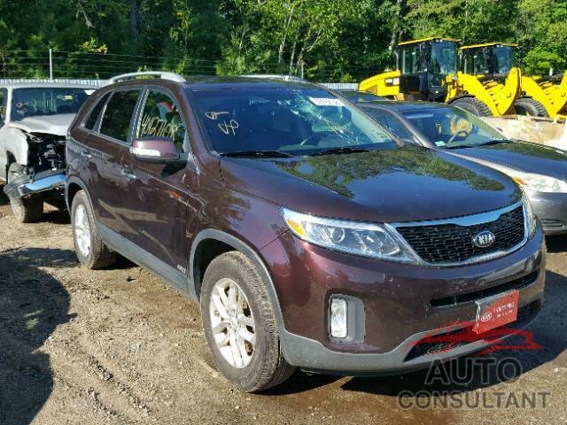 KIA SORENTO LX 2015 - 5XYKTCA67FG617080