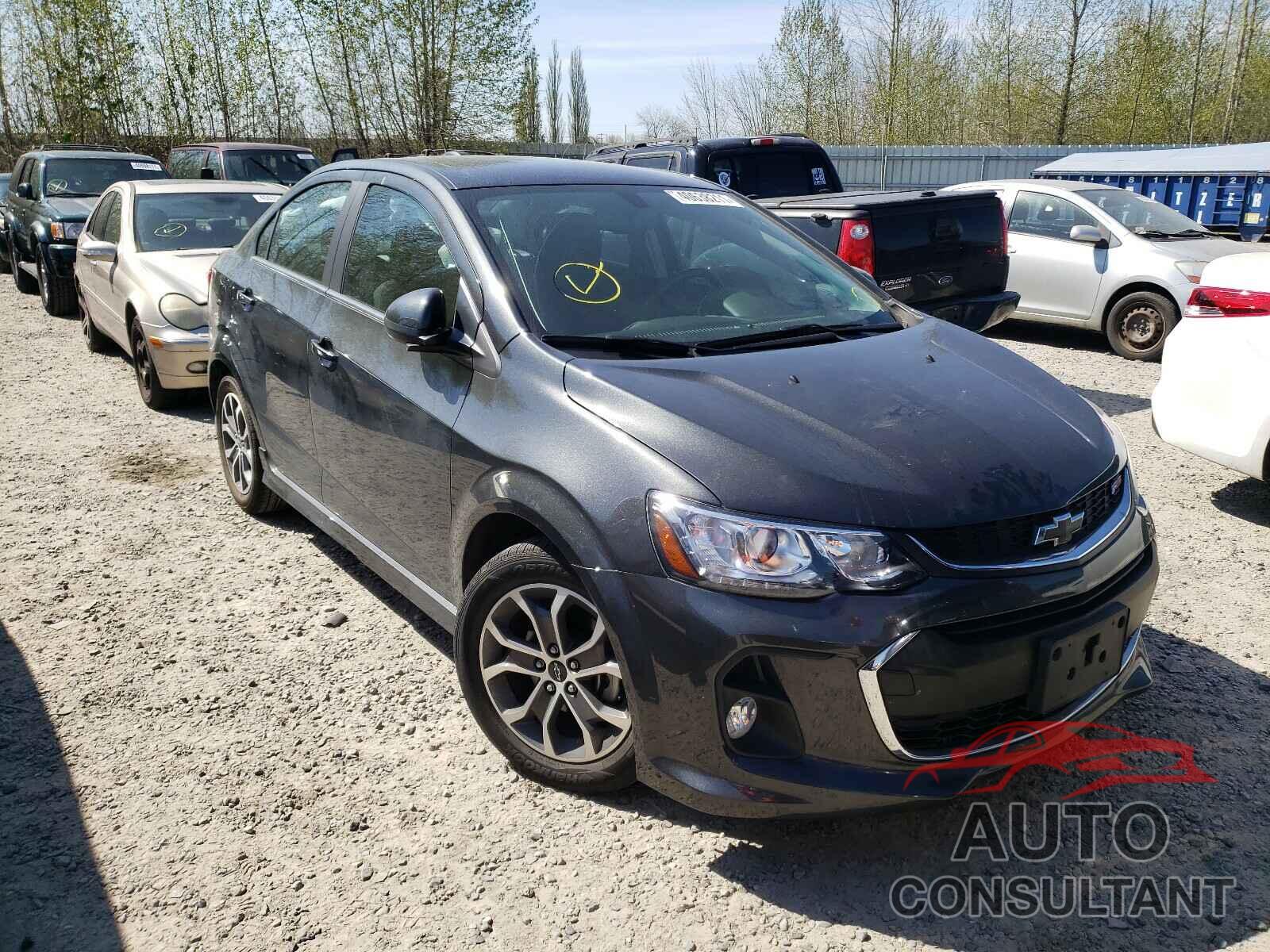 CHEVROLET SONIC 2018 - 1G1JD5SG2J4131238