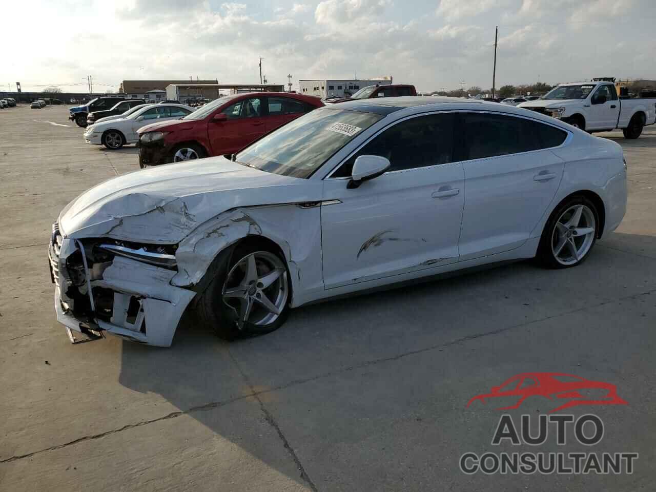 AUDI A5 2019 - WAUDNCF57KA025883