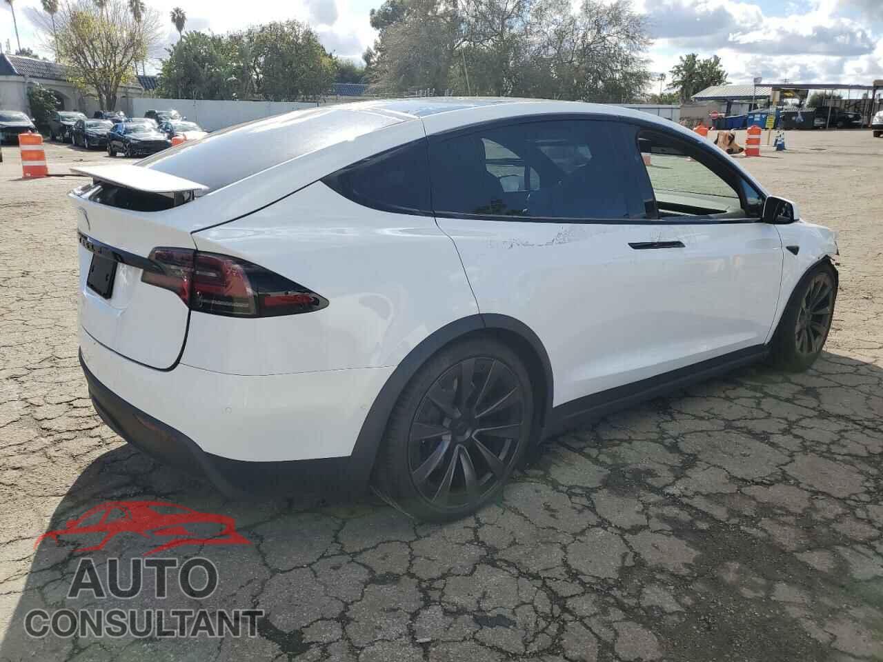 TESLA MODEL X 2023 - 7SAXCBE56PF378957