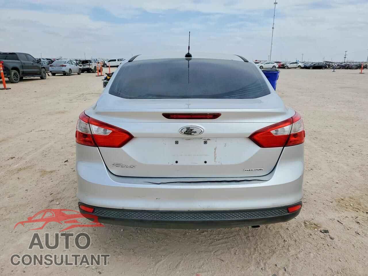 FORD FOCUS 2013 - 1FADP3E29DL262540