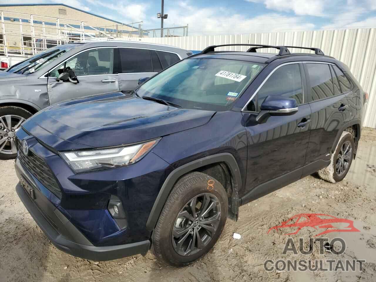 TOYOTA RAV4 2023 - JTMB6RFV0PD115084