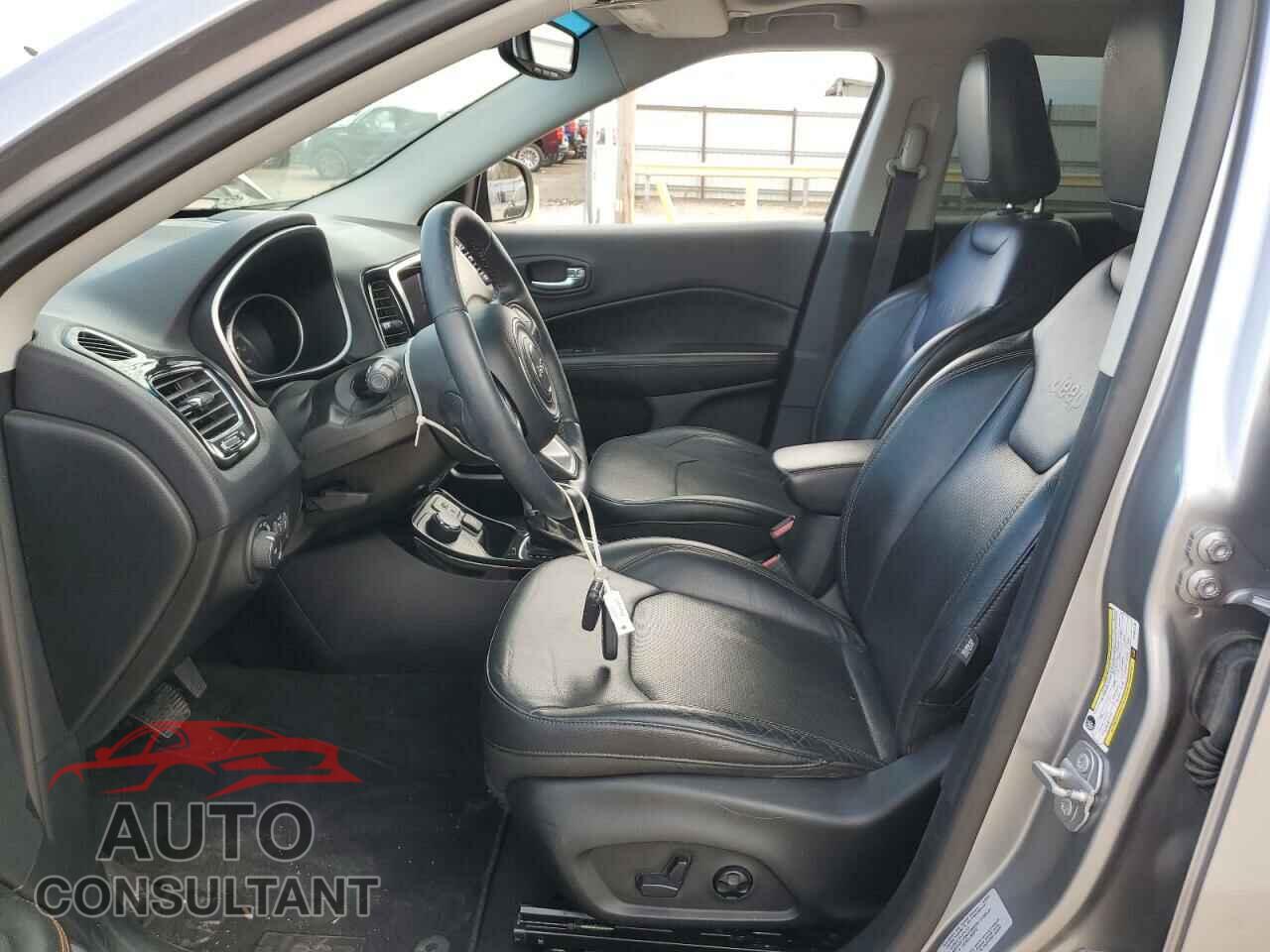 JEEP COMPASS 2017 - 3C4NJDCB6HT632118