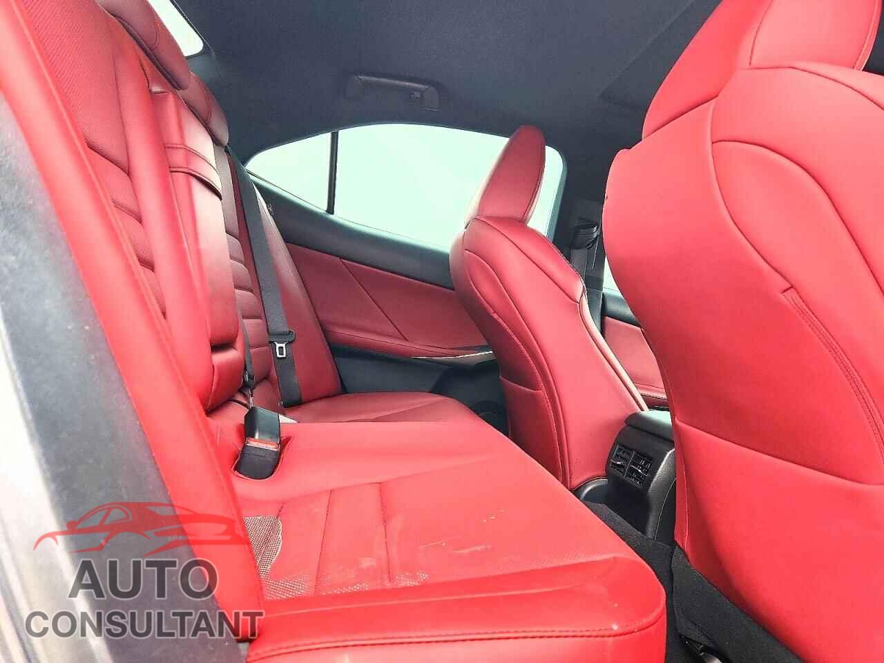LEXUS IS 2017 - JTHBA1D25H5060120