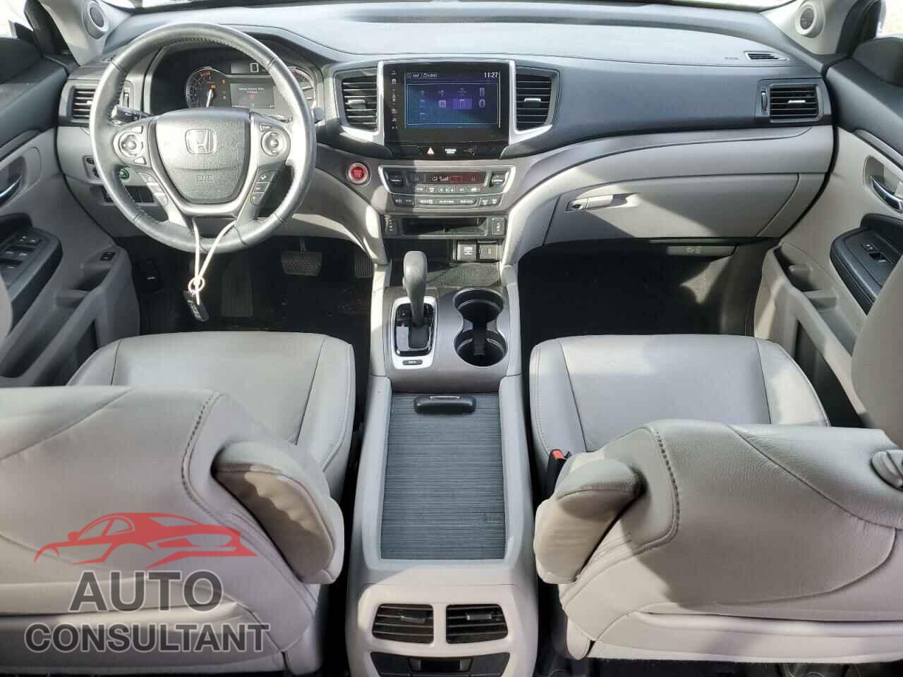 HONDA PILOT 2017 - 5FNYF5H71HB033103
