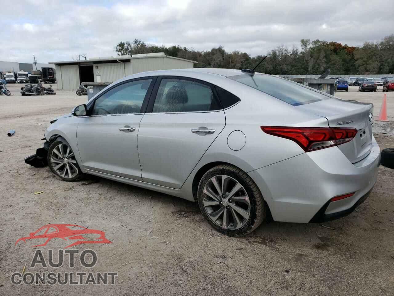 HYUNDAI ACCENT 2018 - 3KPC34A33JE028257