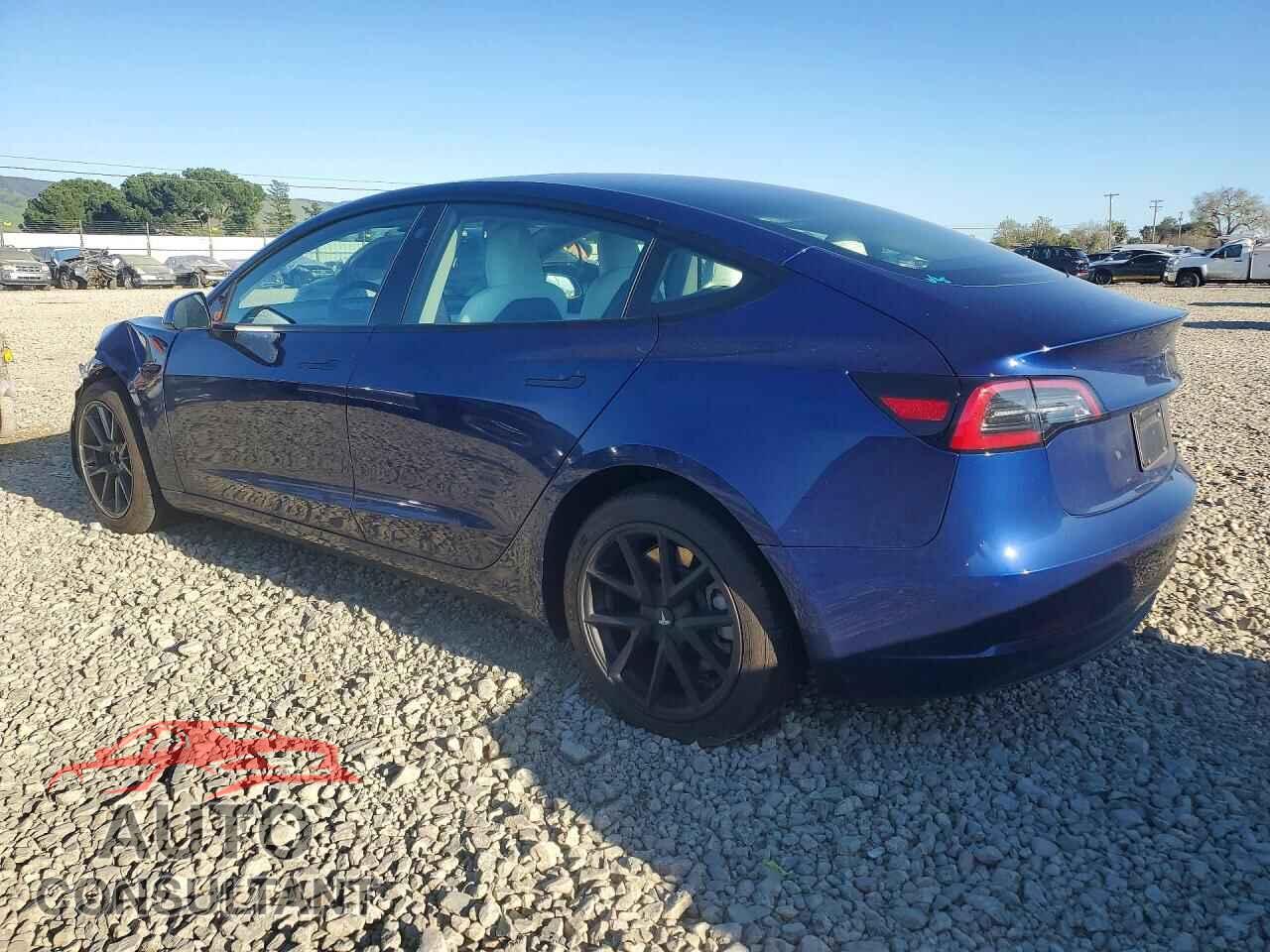 TESLA MODEL 3 2023 - 5YJ3E1EAXPF551845