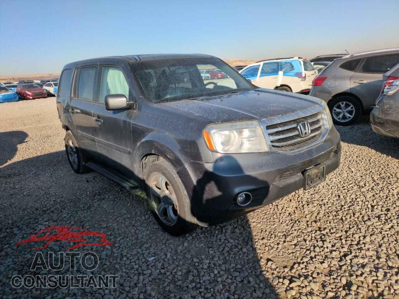 HONDA PILOT 2013 - 5FNYF3H56DB026113