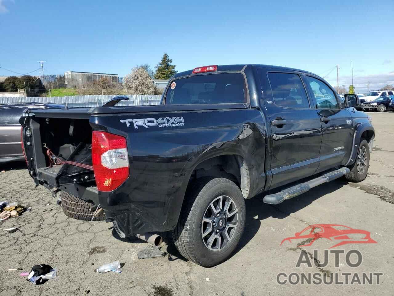 TOYOTA TUNDRA 2018 - 5TFDW5F15JX702028