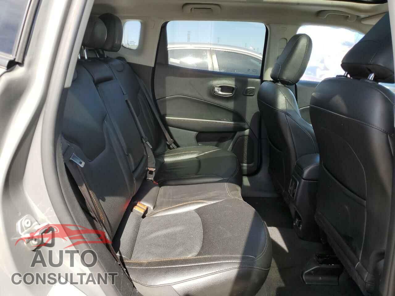 JEEP COMPASS 2021 - 3C4NJDCB6MT583500