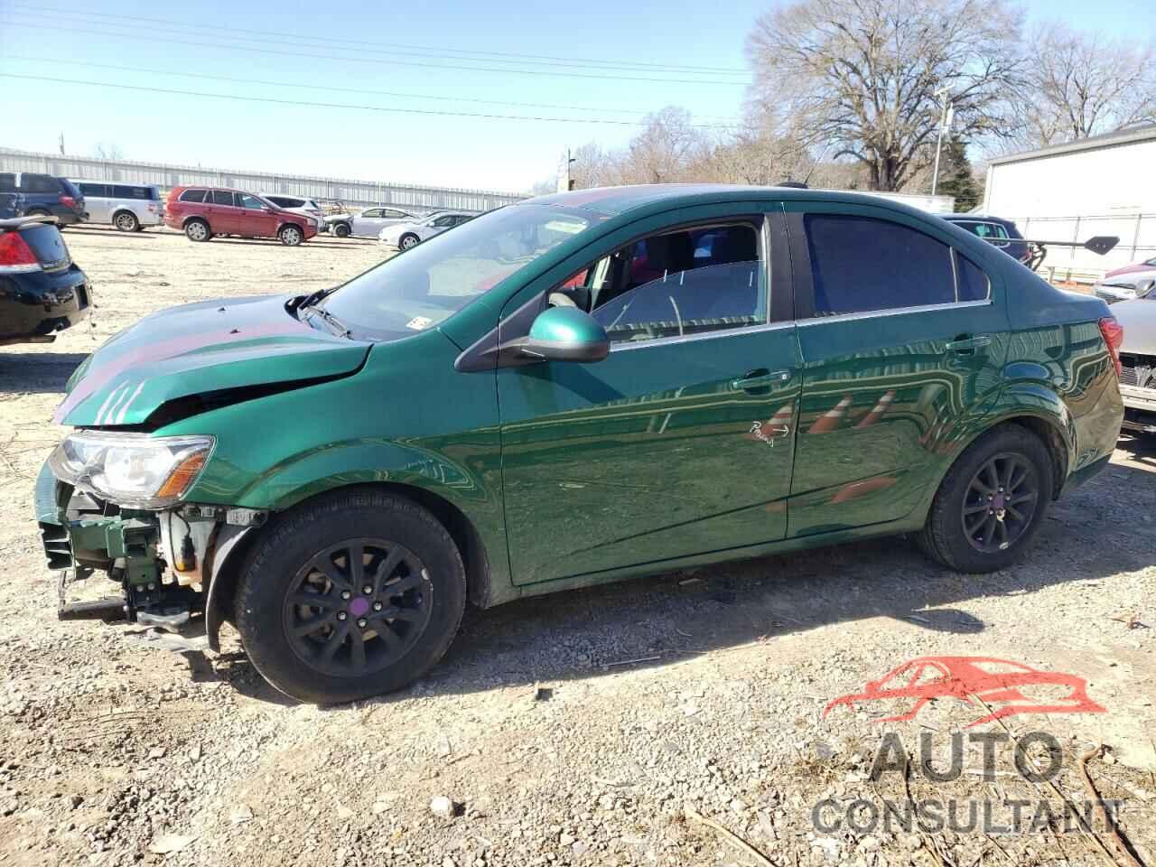 CHEVROLET SONIC 2018 - 1G1JD5SH1J4122782
