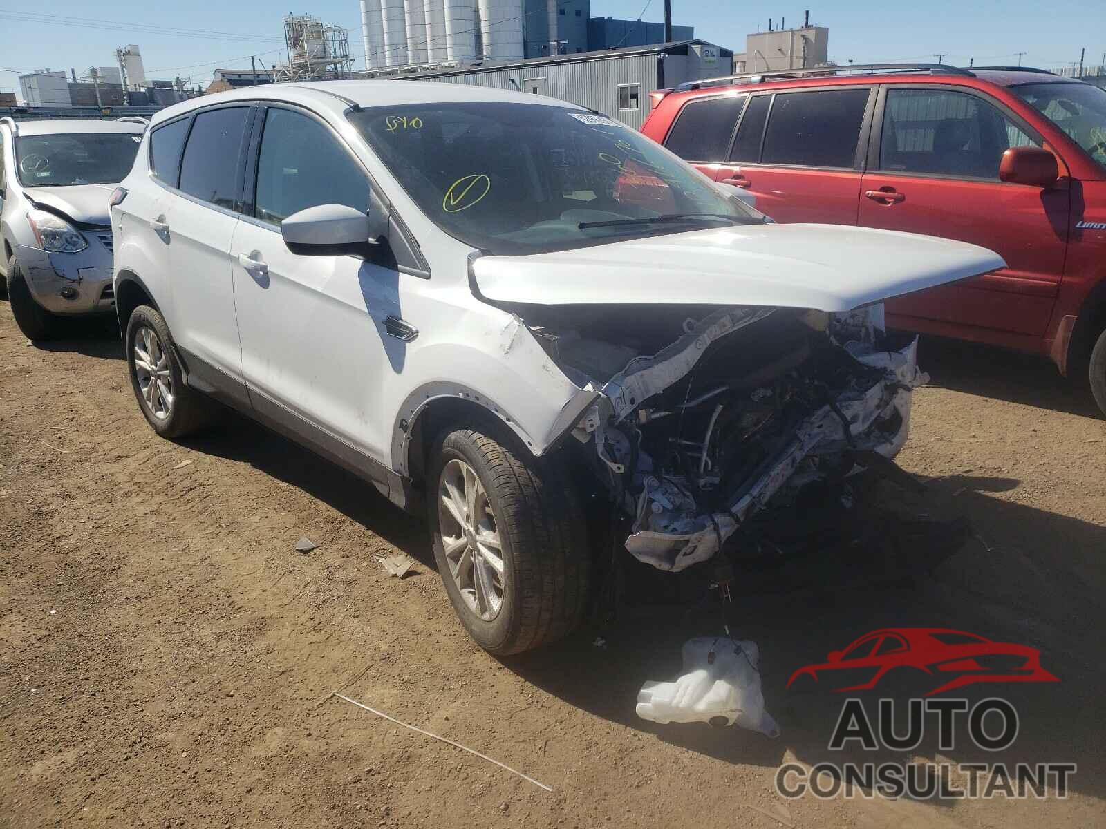 FORD ESCAPE 2017 - 1FMCU0G91HUE88672