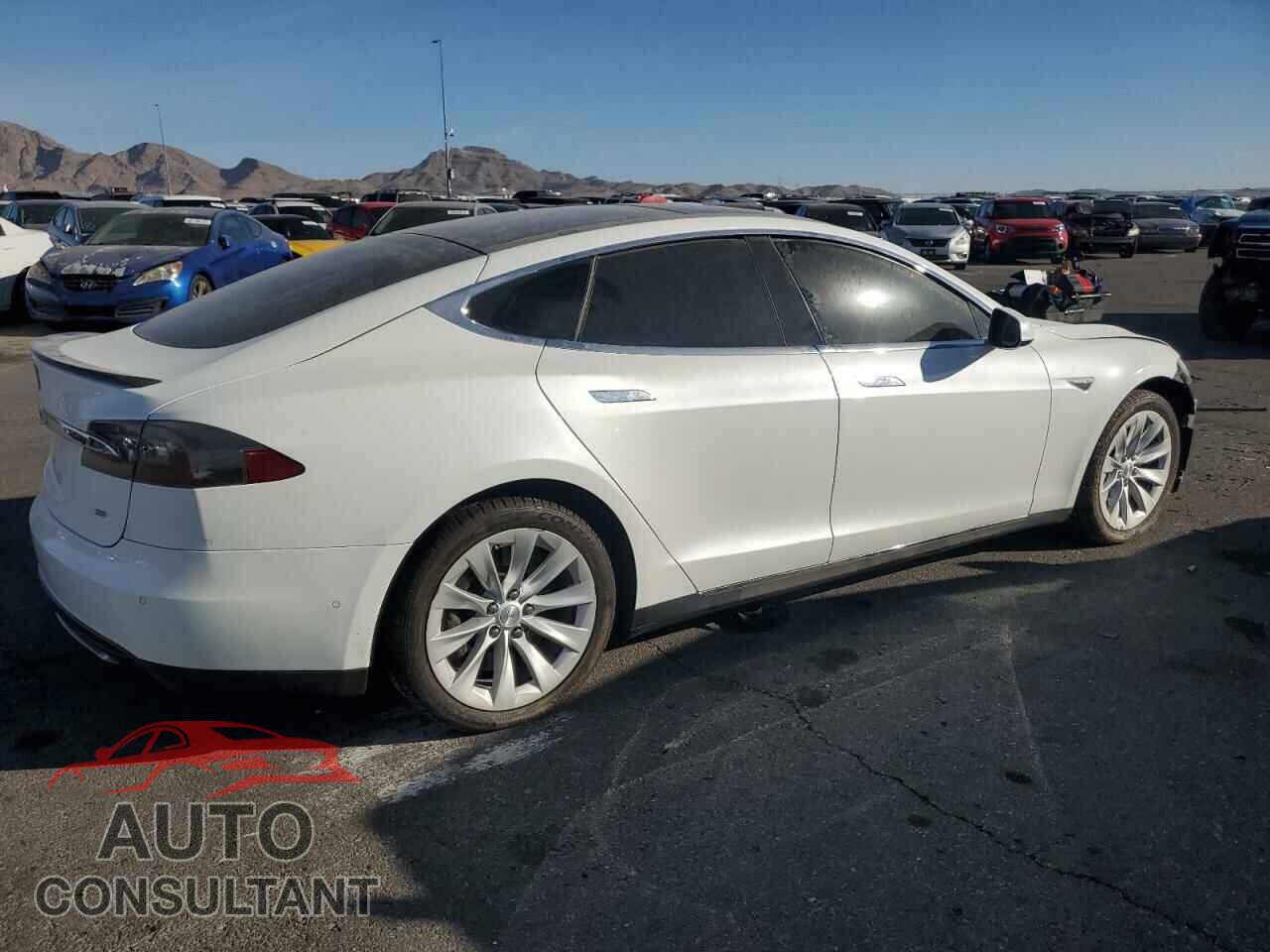 TESLA MODEL S 2015 - 5YJSA1E11FF114290