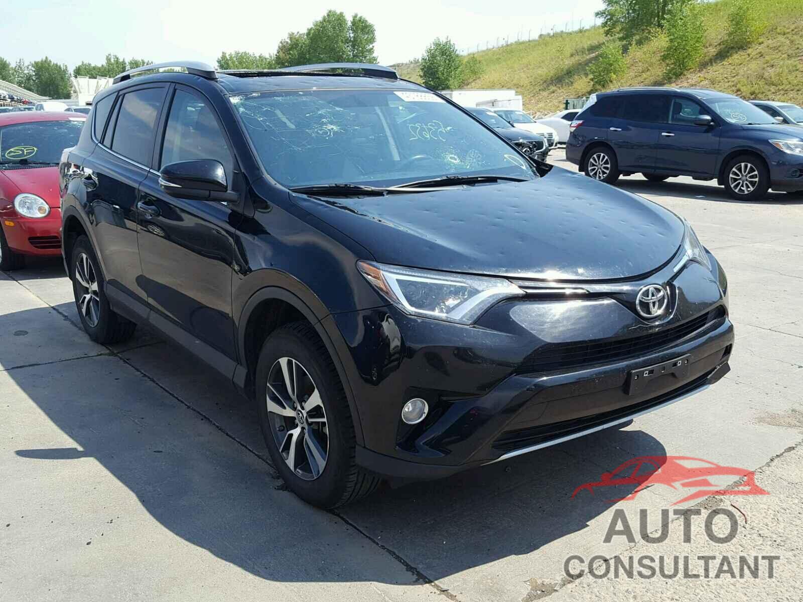 TOYOTA RAV4 XLE 2016 - 2T3RFREV0GW444029