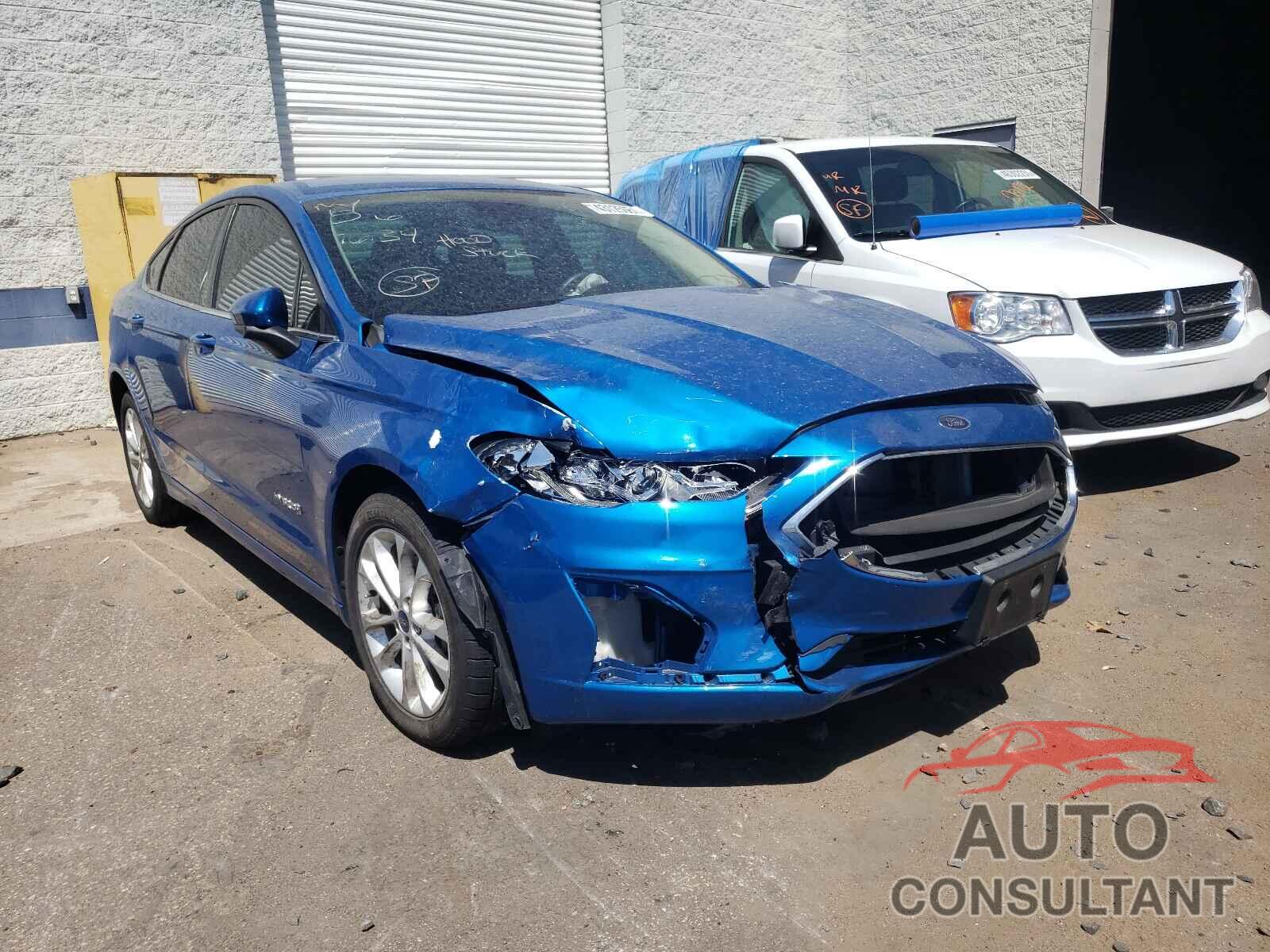 FORD FUSION 2019 - 3FA6P0LU7KR119161