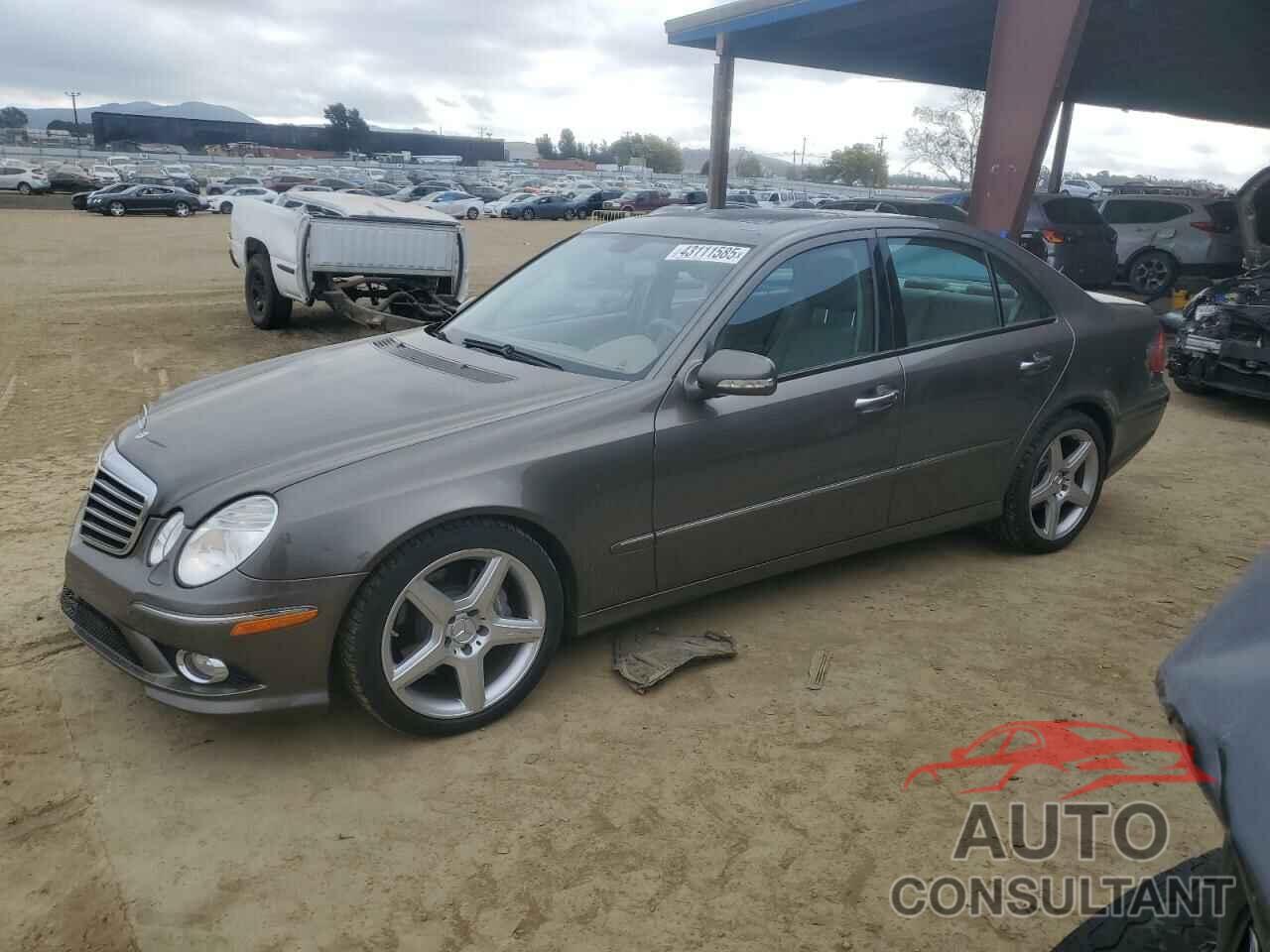 MERCEDES-BENZ E-CLASS 2009 - WDBUF56X89B396986