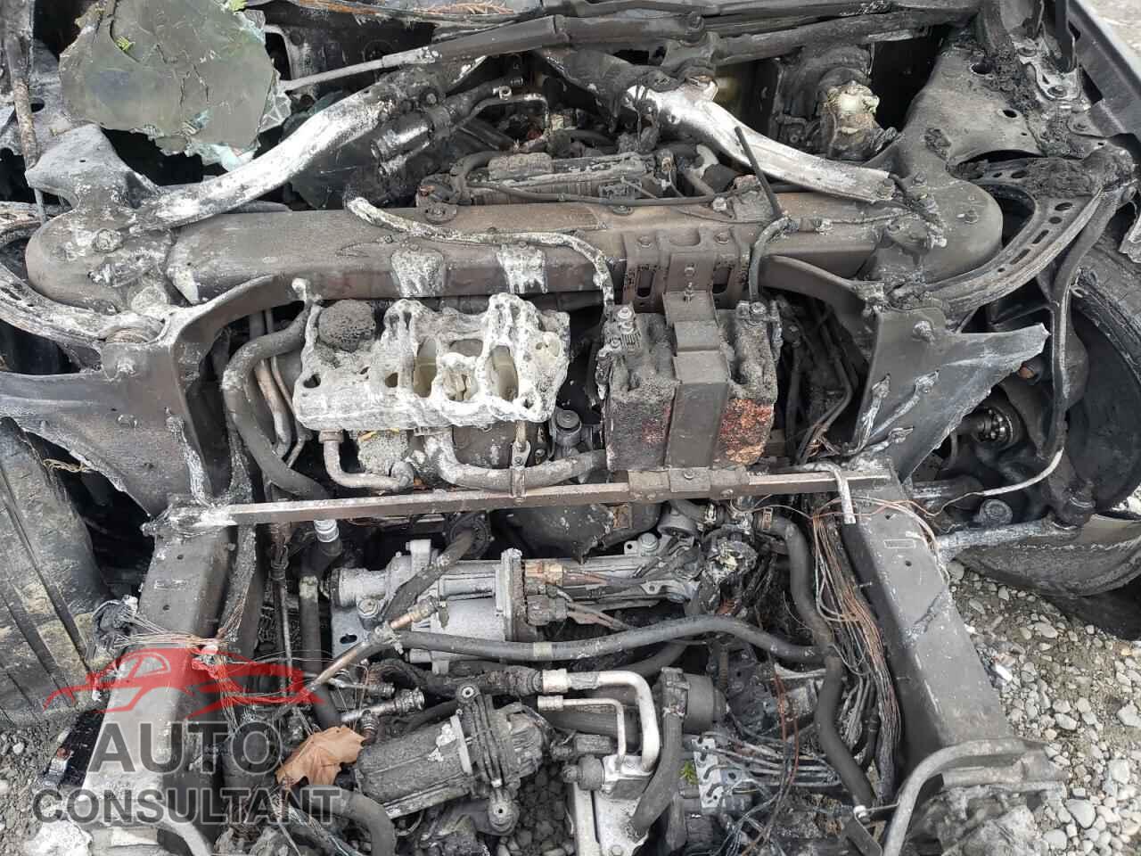 TESLA MODEL S 2018 - 5YJSA1E44JF272979