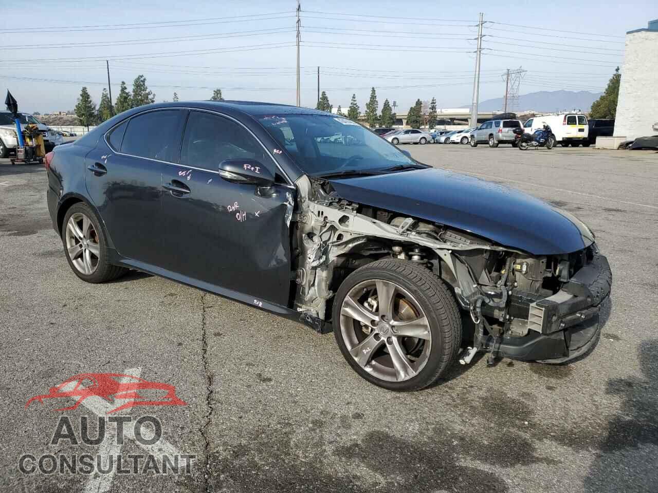 LEXUS IS 2011 - JTHBF5C22B5138810