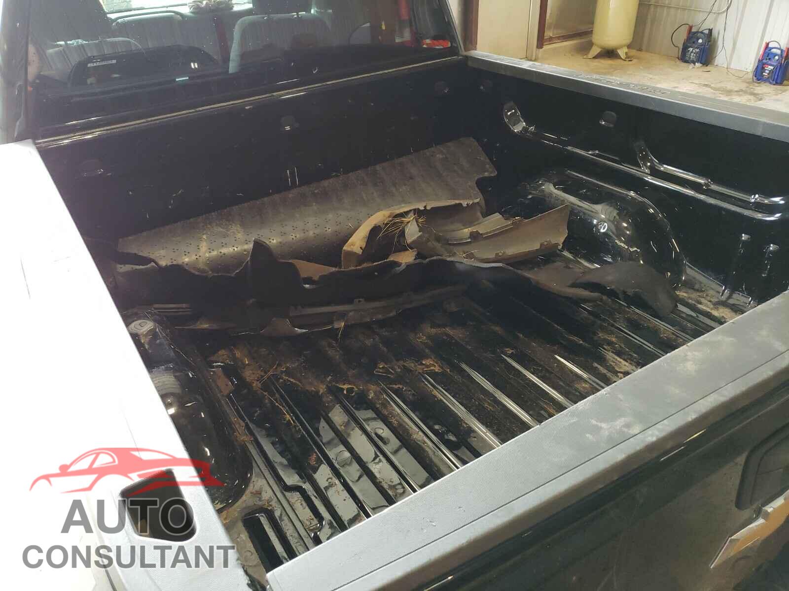 CHEVROLET SILVERADO 2017 - 3GCUKREC2HG219178