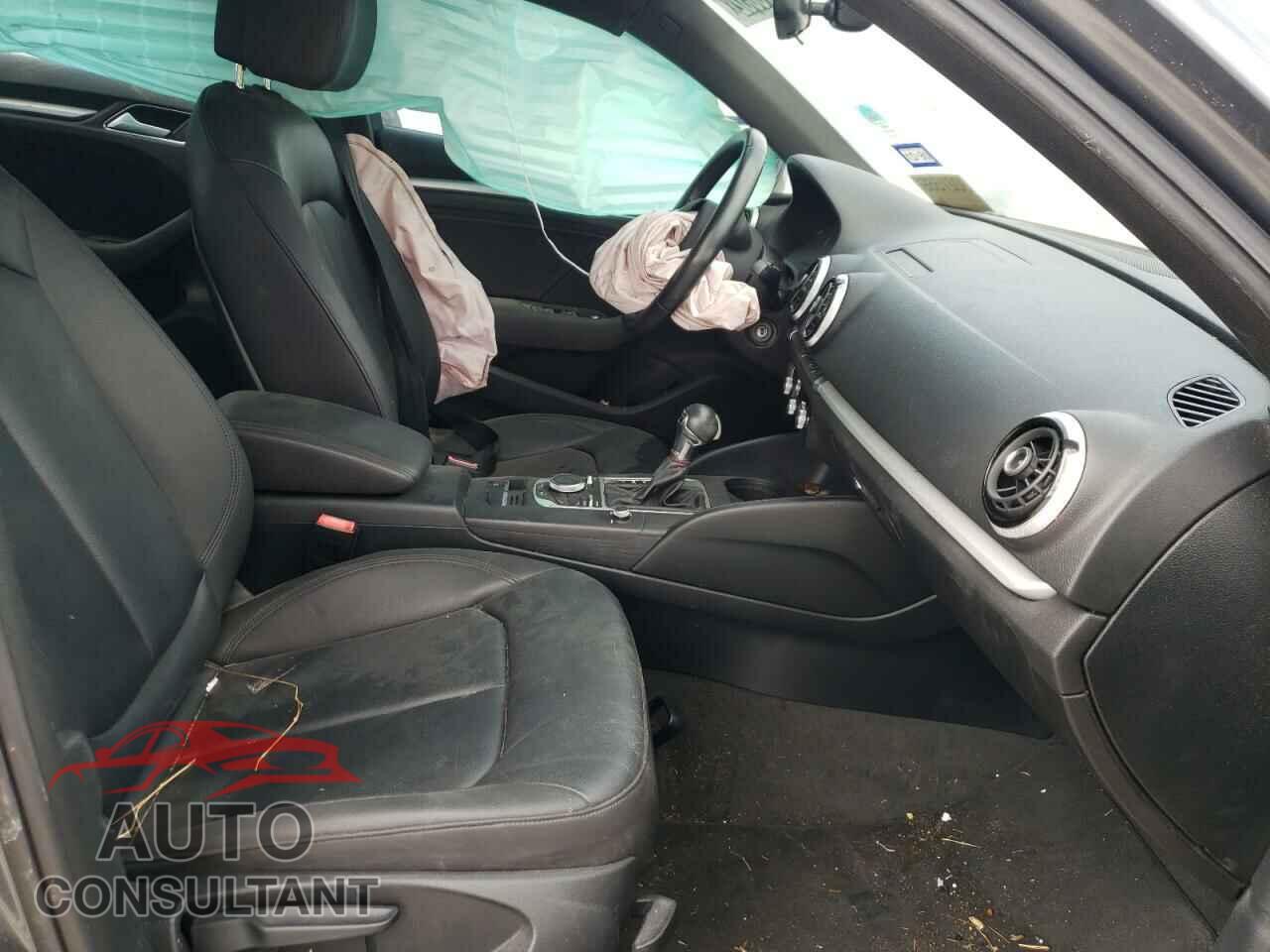 AUDI A3 2016 - WAUA7GFF3G1019521