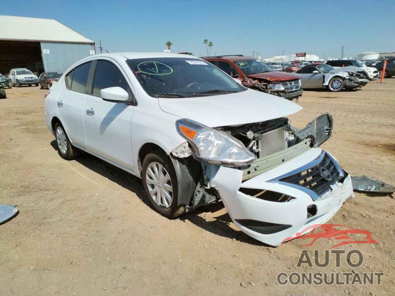 NISSAN VERSA 2018 - 3N1CN7AP3JL841644
