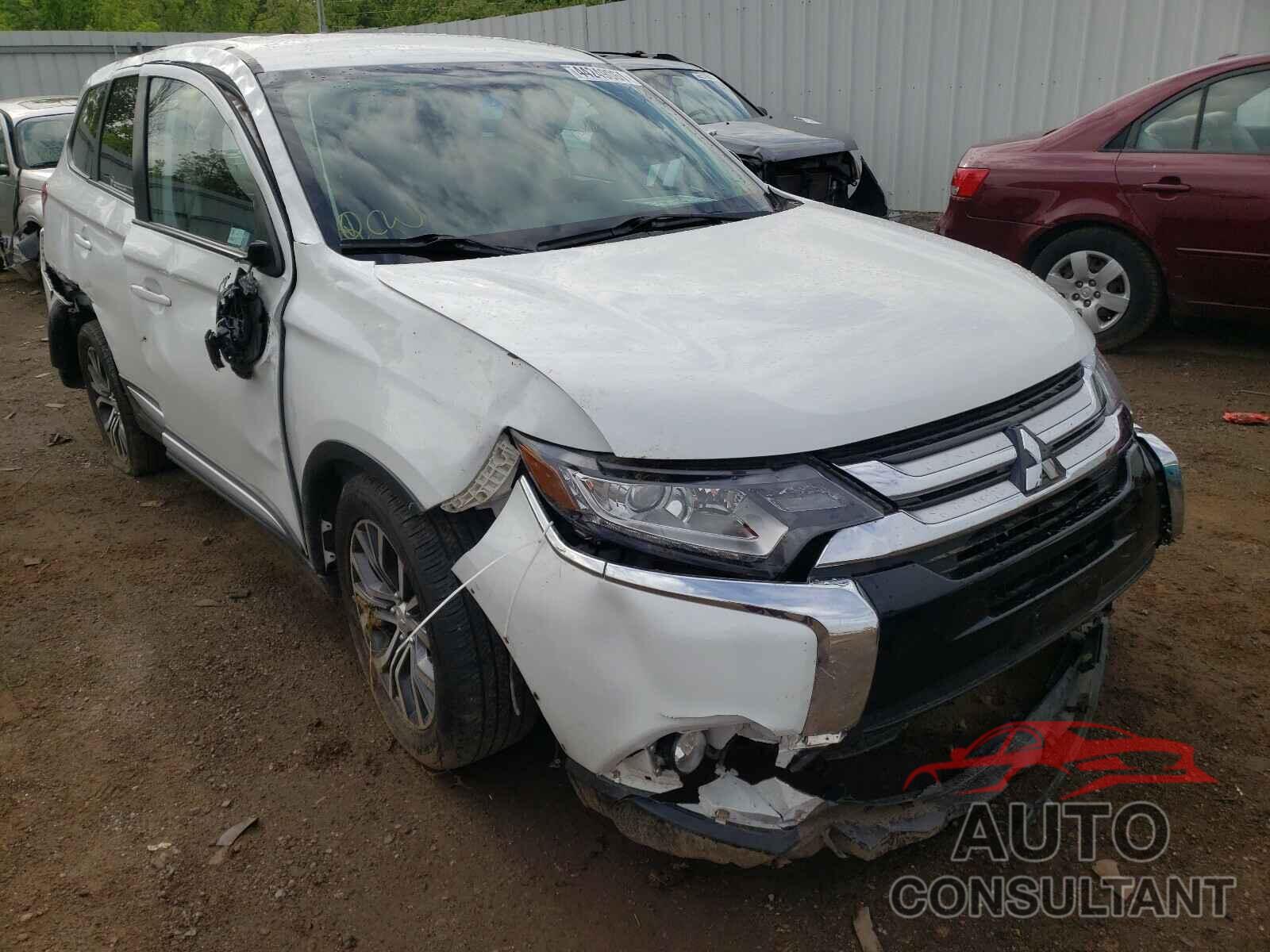 MITSUBISHI OUTLANDER 2018 - JA4AZ3A38JZ007645