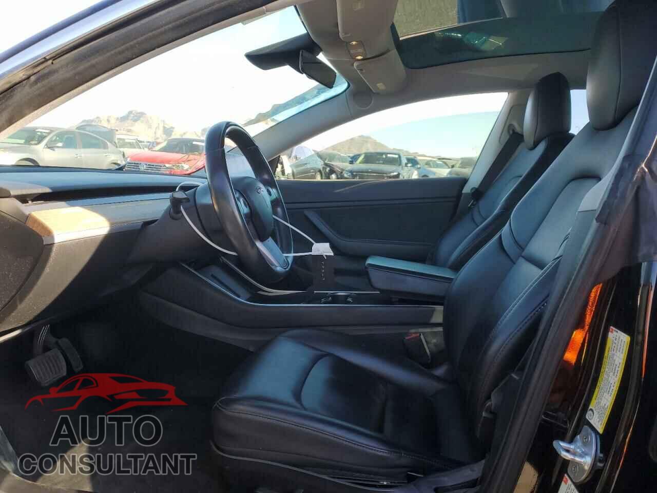 TESLA MODEL 3 2018 - 5YJ3E1EA0JF003909