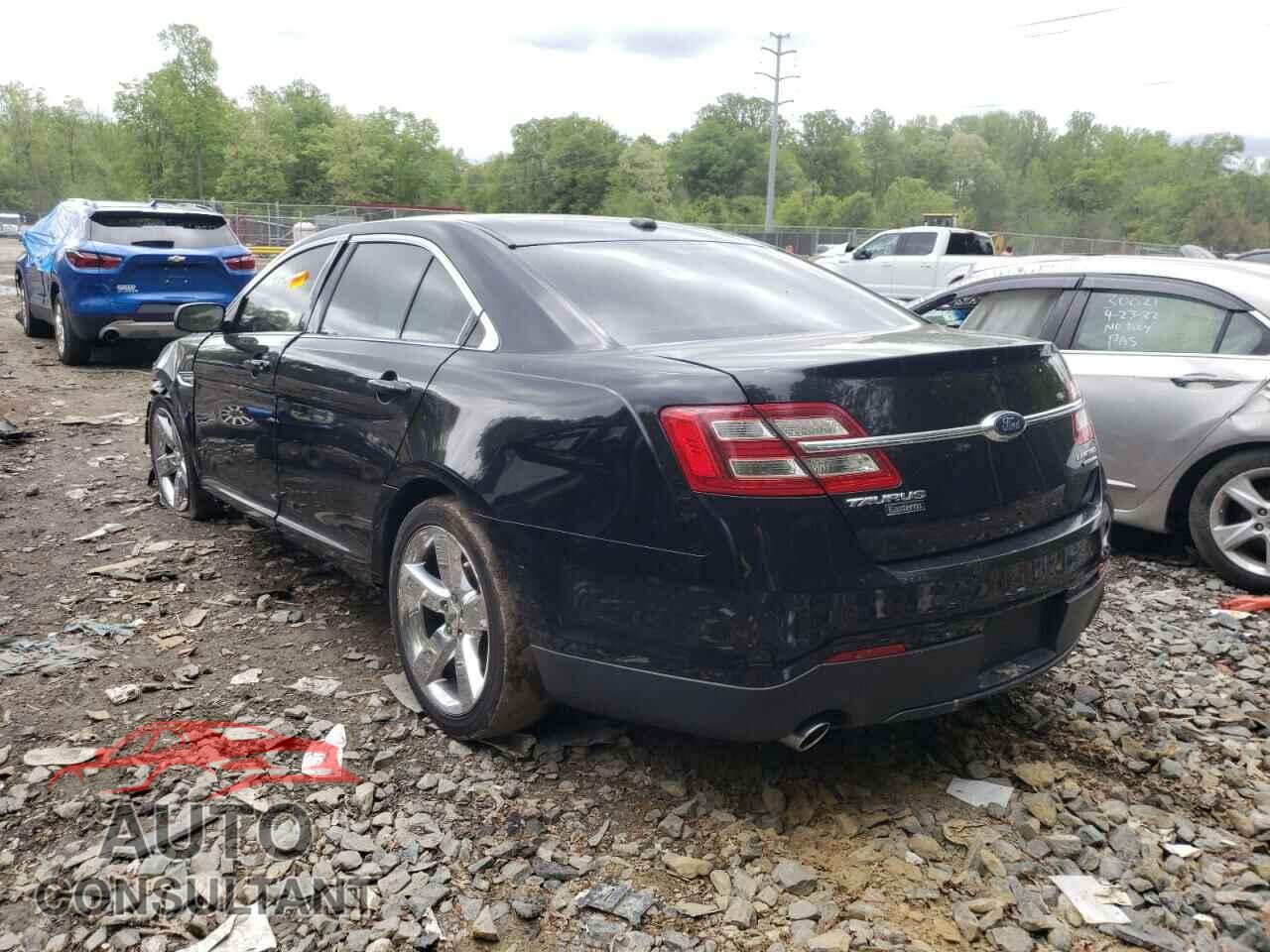 FORD TAURUS 2018 - 1FAHP2F83JG117982