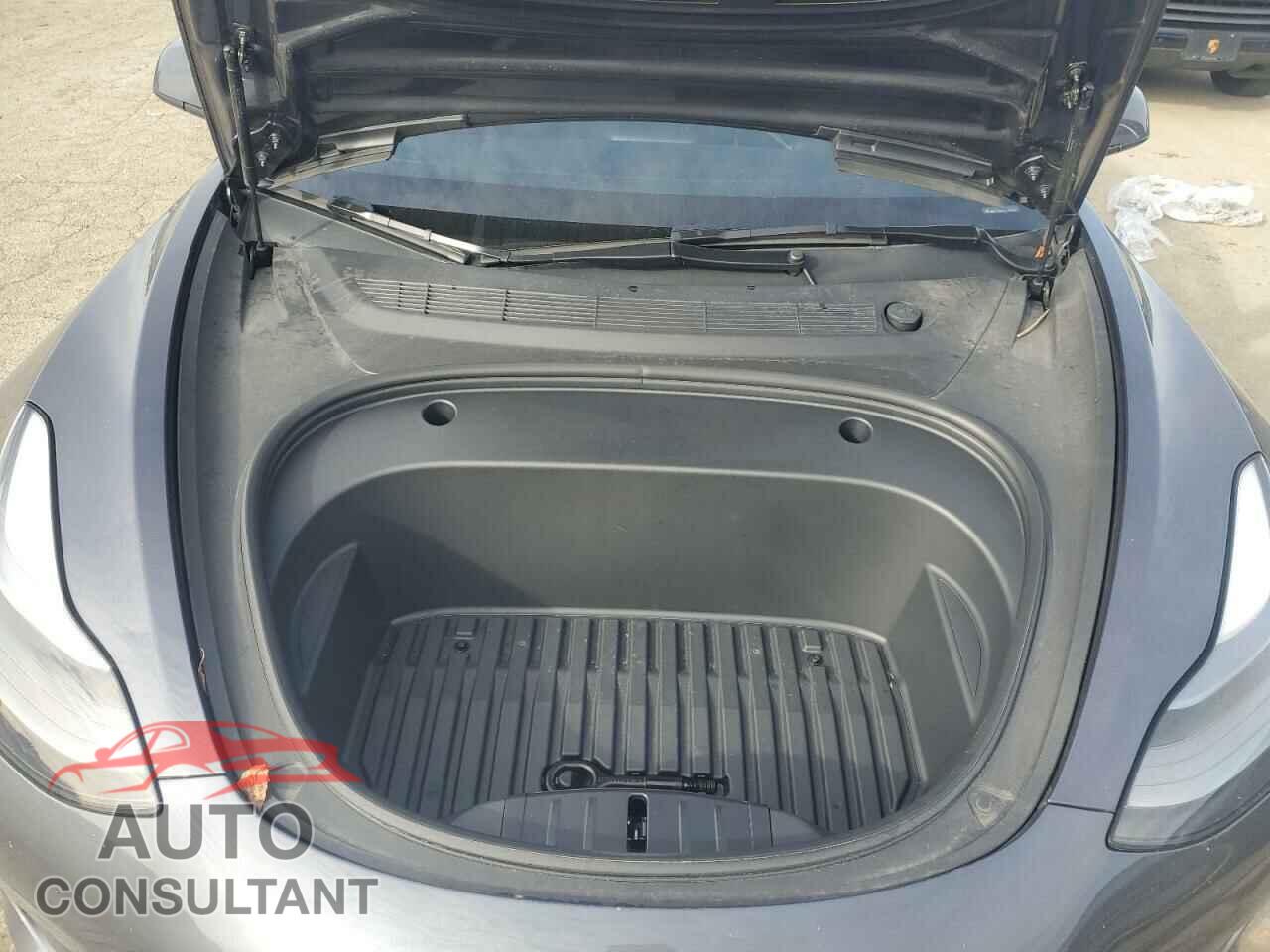 TESLA MODEL 3 2023 - 5YJ3E1EA5PF679135