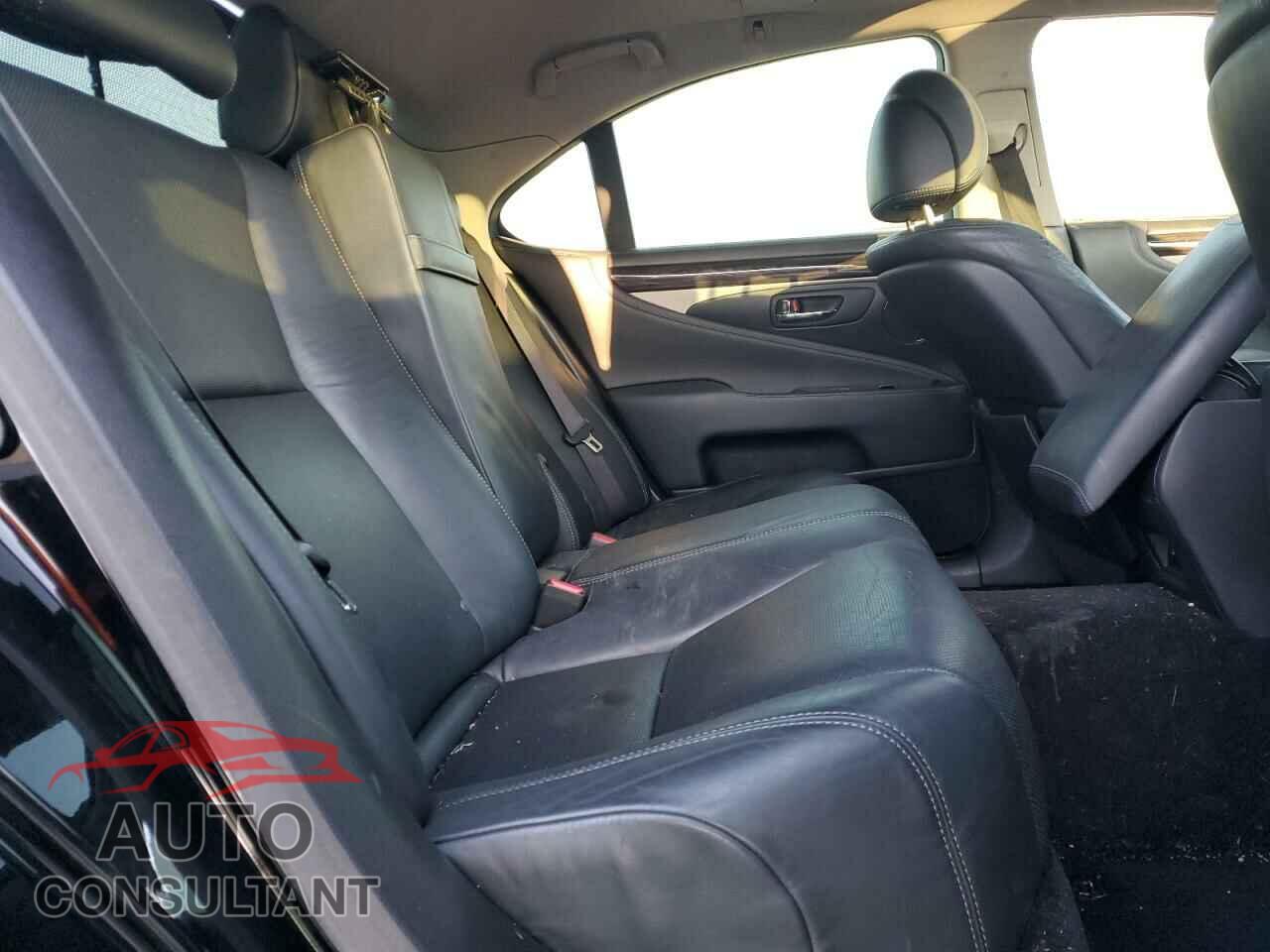 LEXUS LS460 2014 - JTHBL5EF3E5132656