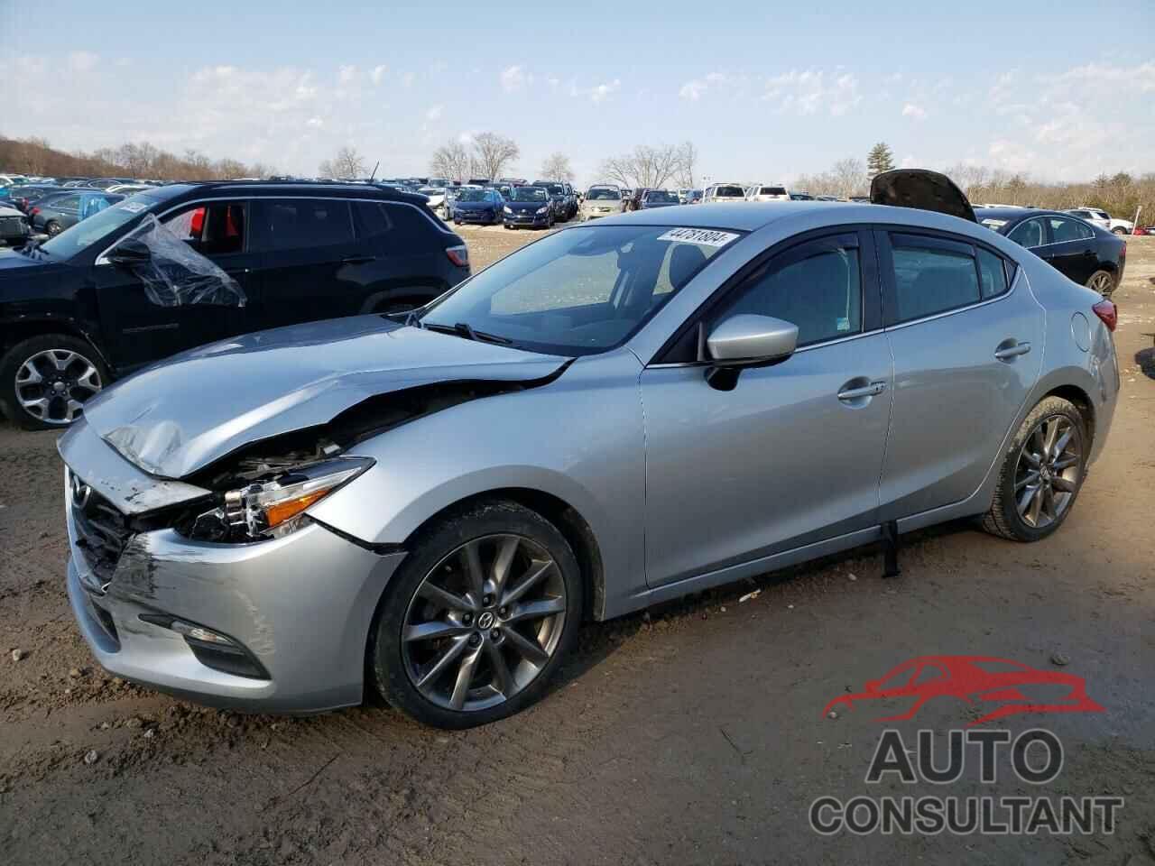 MAZDA 3 2018 - 3MZBN1V39JM214676