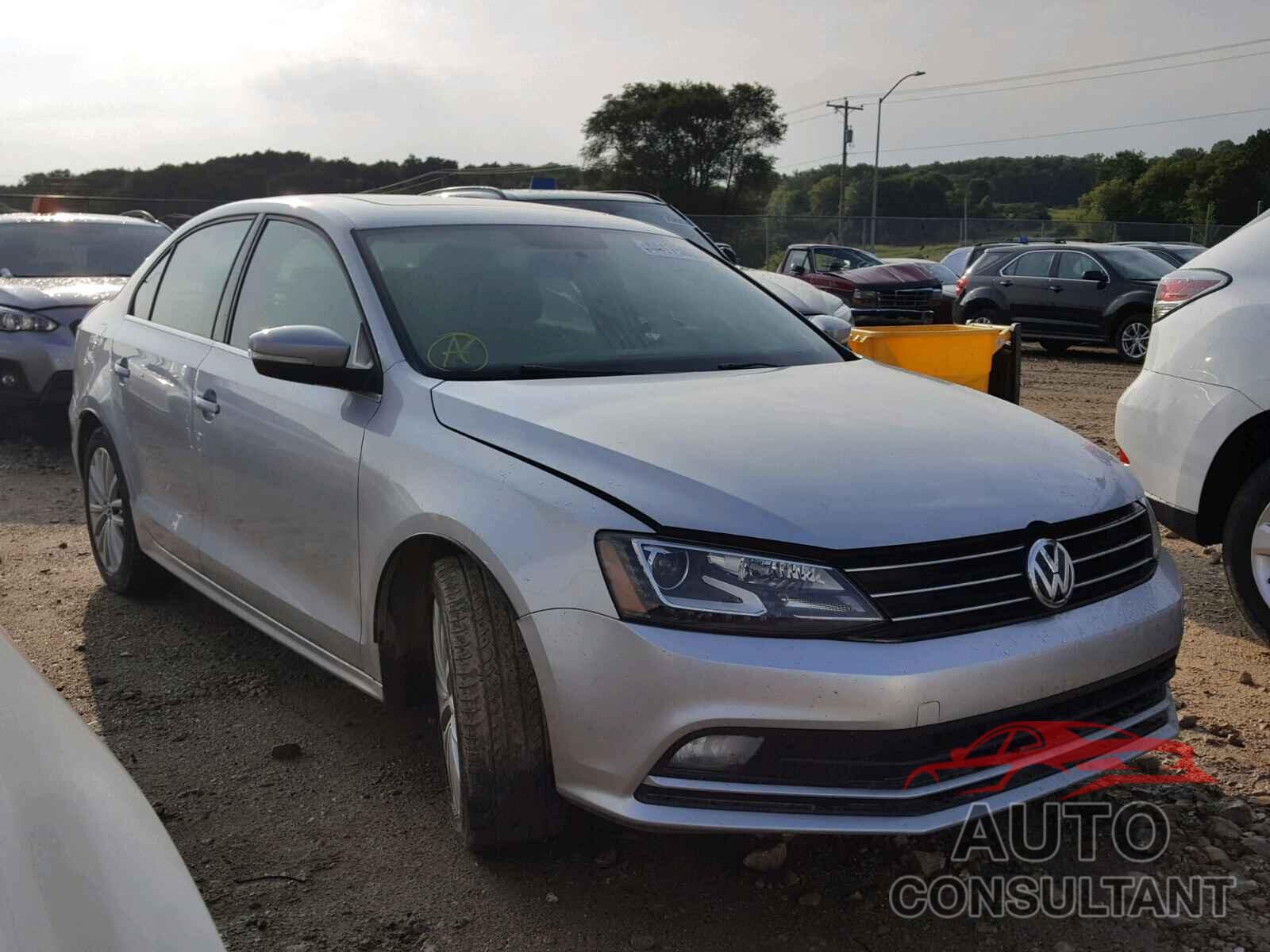 VOLKSWAGEN JETTA 2015 - 3VWD17AJ9FM288019