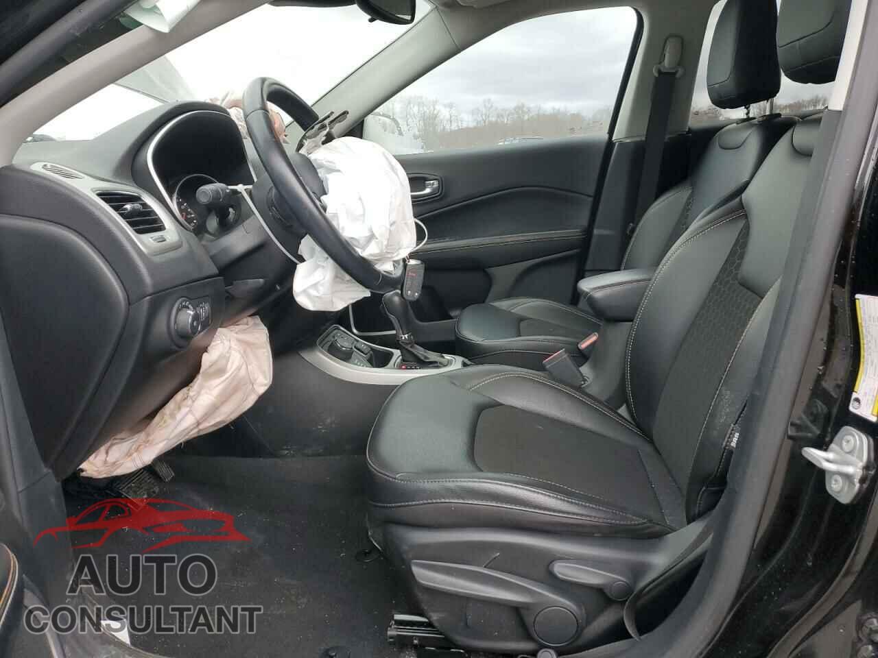 JEEP COMPASS 2021 - 3C4NJDBBXMT500930