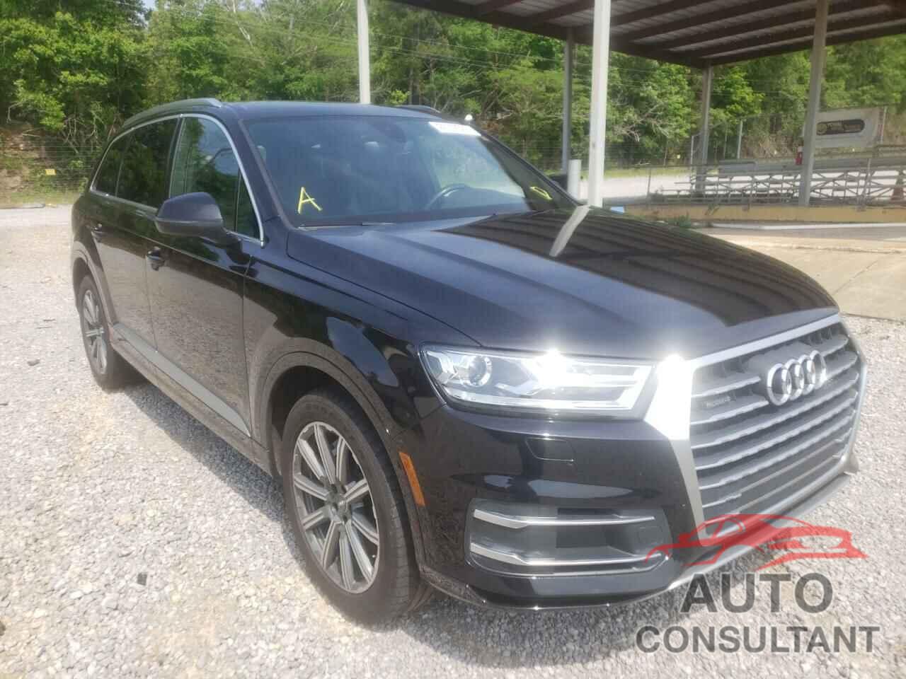 AUDI Q7 2018 - WA1LHAF72JD000456