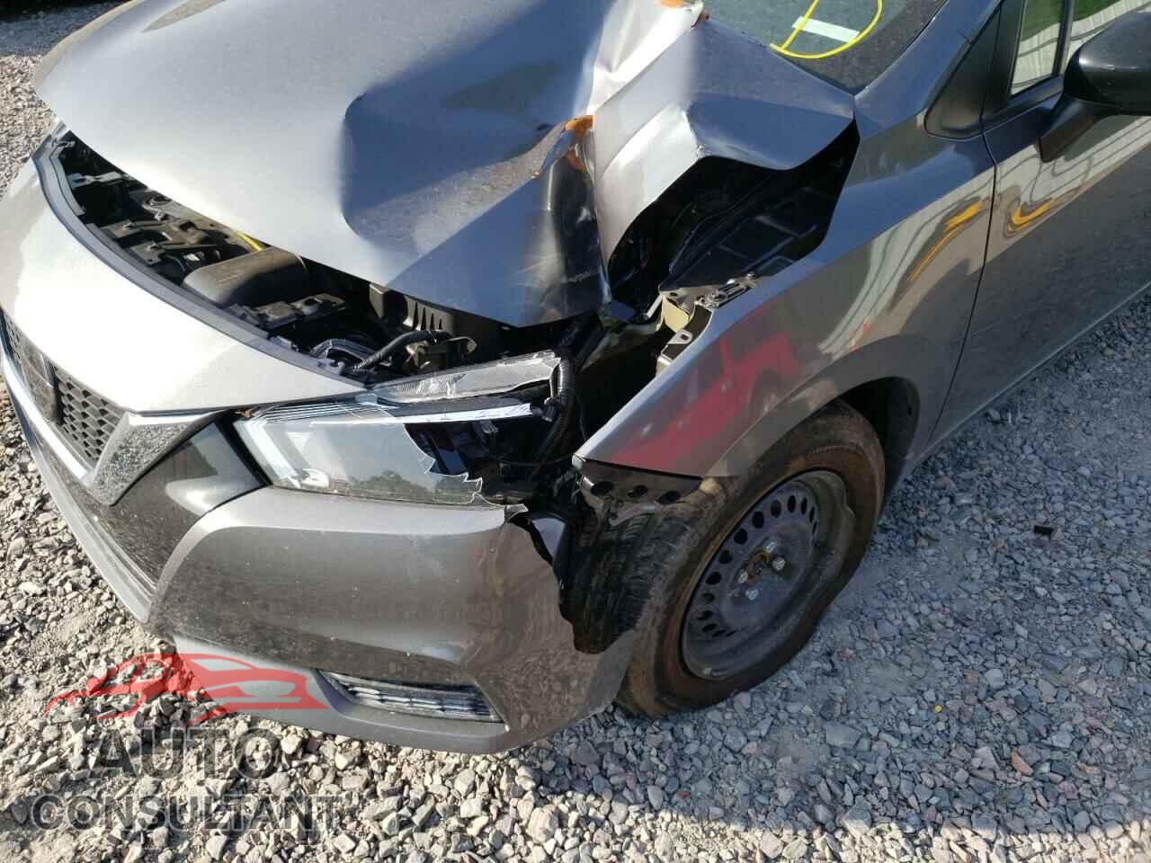 NISSAN VERSA 2021 - 3N1CN8DV5ML904053