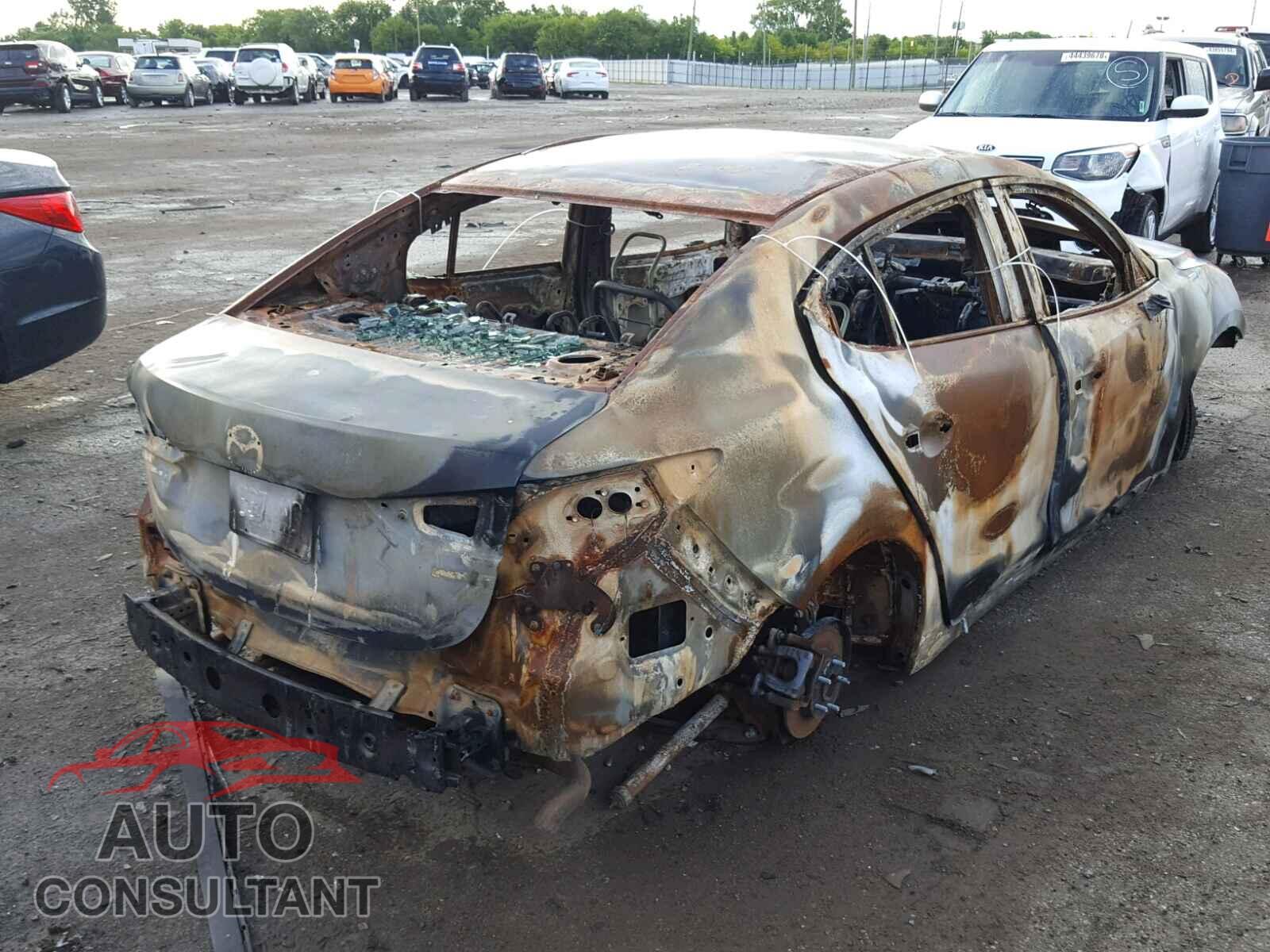MAZDA 3 2017 - 3MZBN1V76HM106576