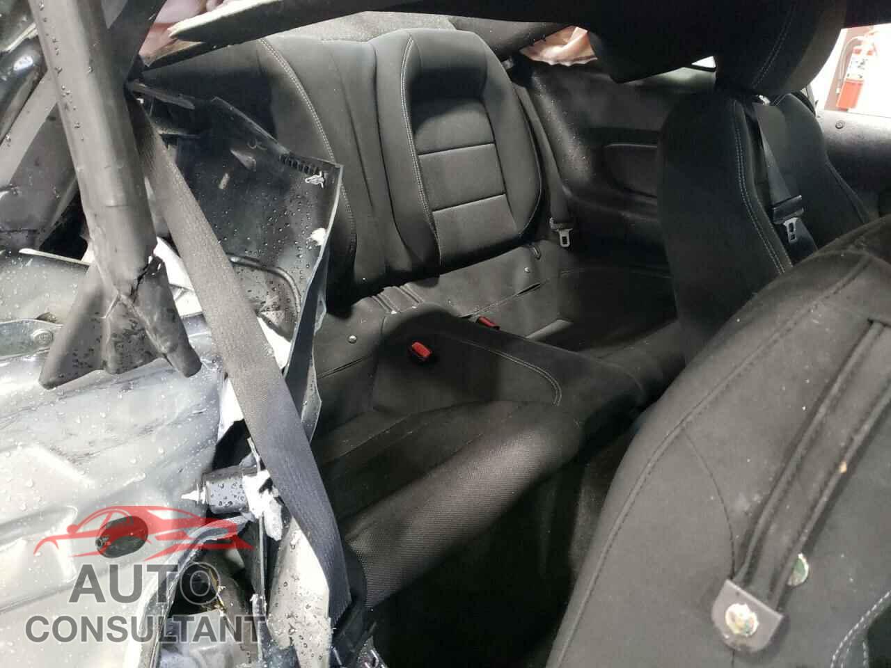 FORD MUSTANG 2017 - 1FA6P8AM4H5323364