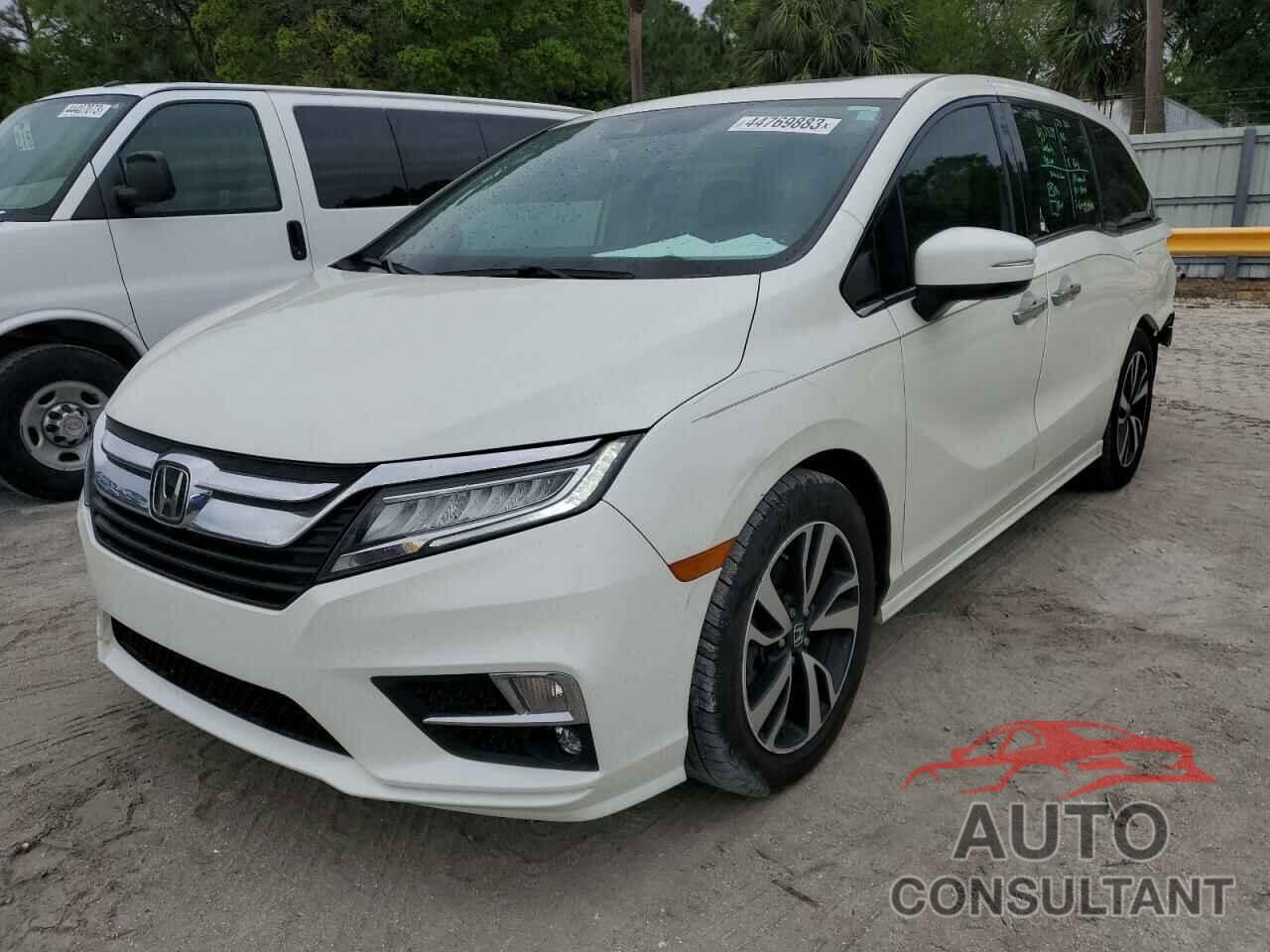 HONDA ODYSSEY 2018 - 5FNRL6H92JB021424