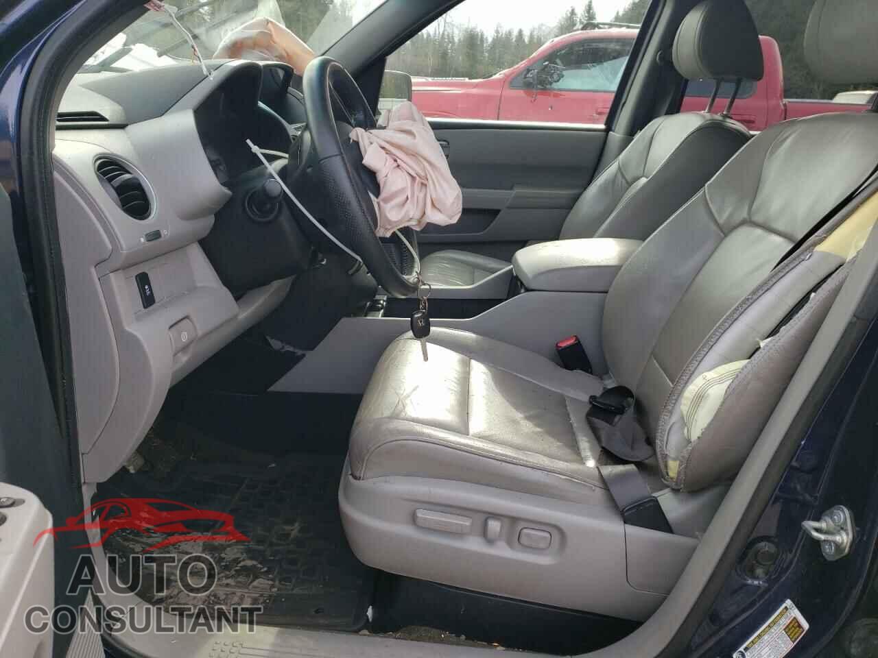 HONDA PILOT 2015 - 5FNYF3H79FB017586