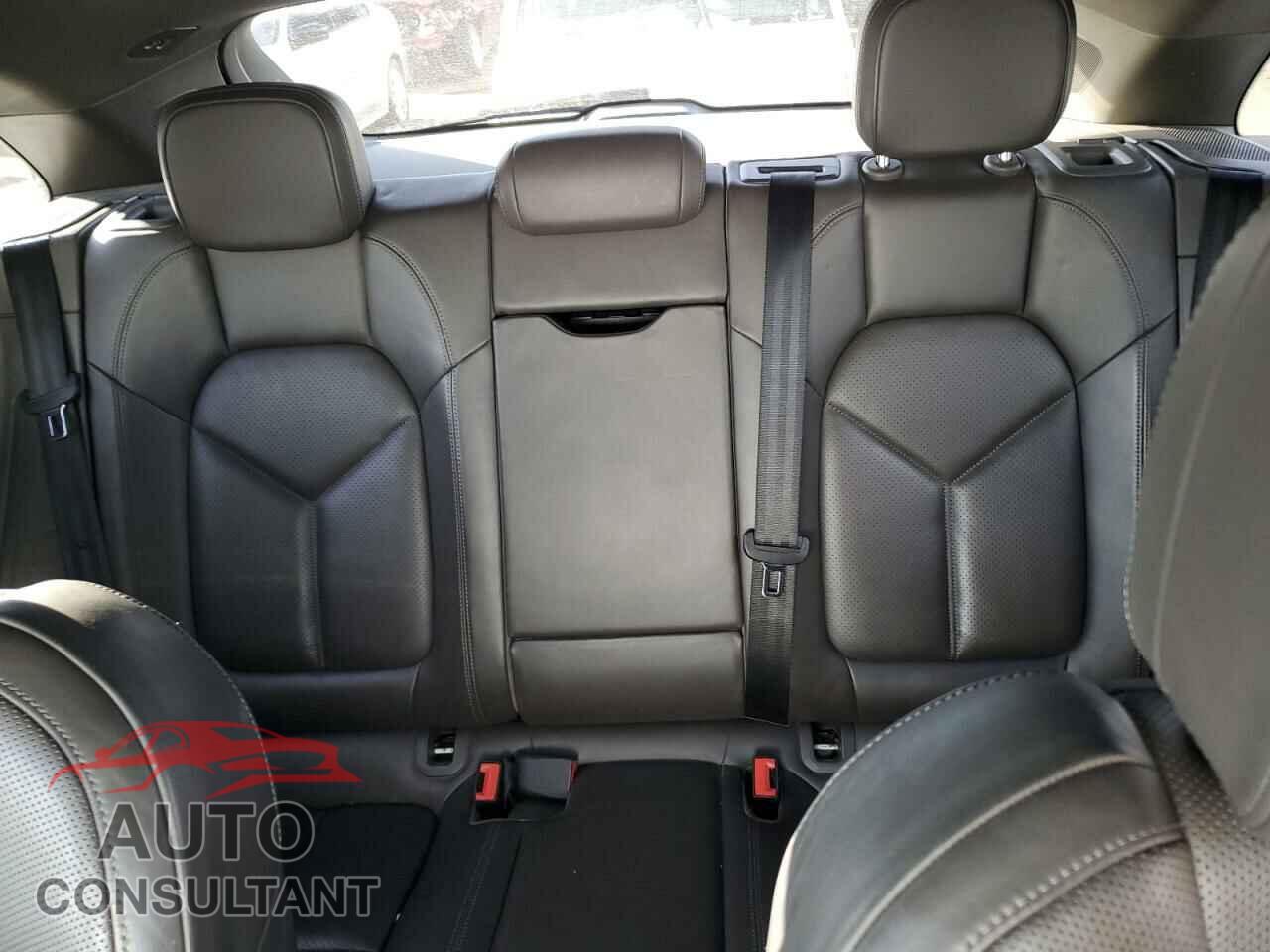 PORSCHE MACAN 2016 - WP1AB2A52GLB52809