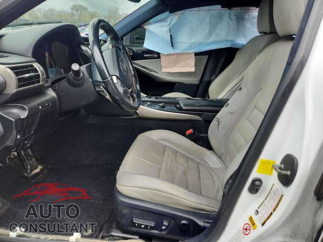 LEXUS IS 2014 - JTHBF1D23E5020535
