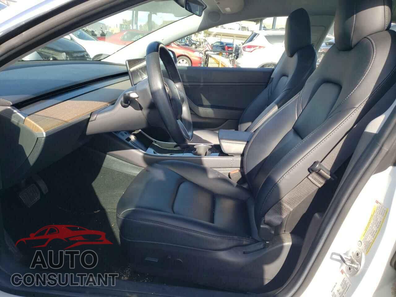 TESLA MODEL 3 2018 - 5YJ3E1EA5JF039594