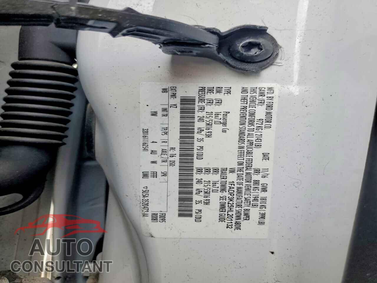 FORD FOCUS 2017 - 1FADP3K25HL201132