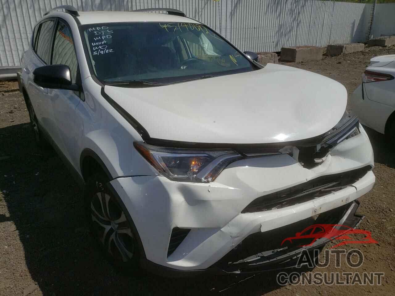 TOYOTA RAV4 2016 - JTMBFREV6GJ086855