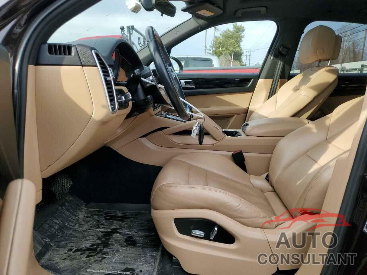PORSCHE CAYENNE 2019 - WP1AA2AY3KDA07665