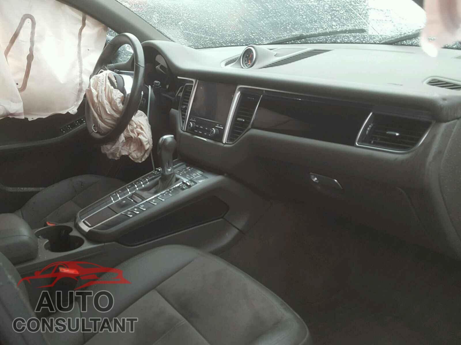 PORSCHE MACAN 2017 - WP1AA2A50HLB04603