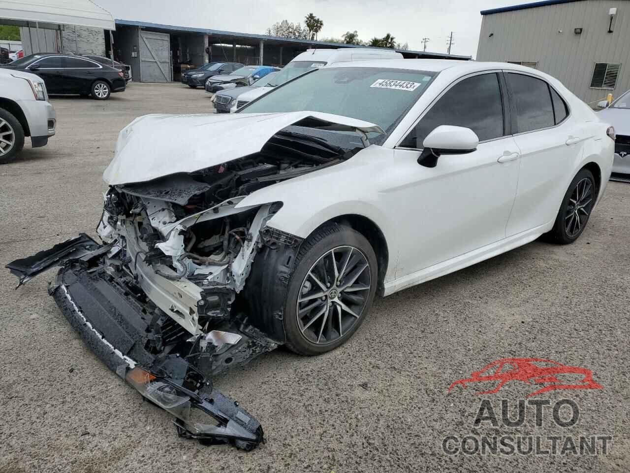 TOYOTA CAMRY 2021 - 4T1G11AKXMU471794